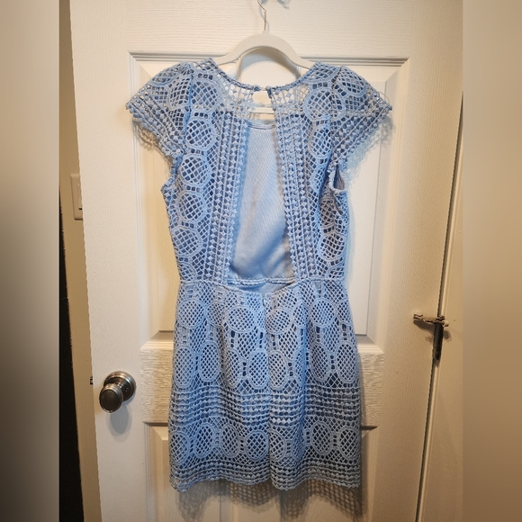 Baby blue open back dress Sz L - Picture 3 of 4